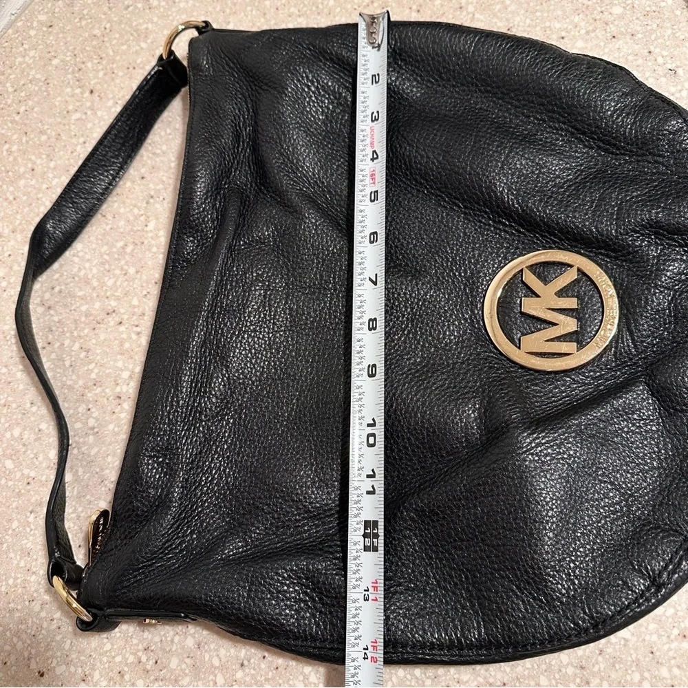 Michael Kors MK Fulton Large Hobo Shoulder Bag Black Pebbled Leather Gold Rings
